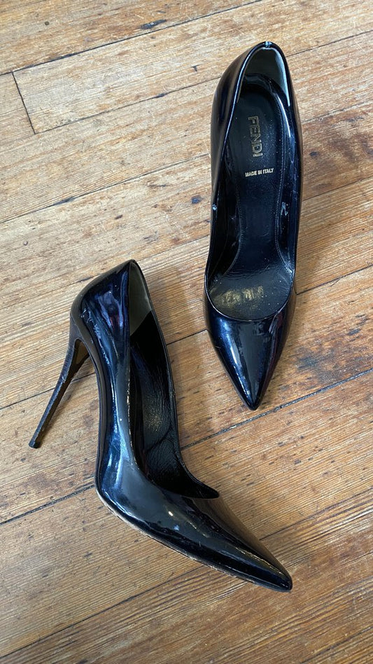 Patent Point Toe Pumps (as is) (size 39)