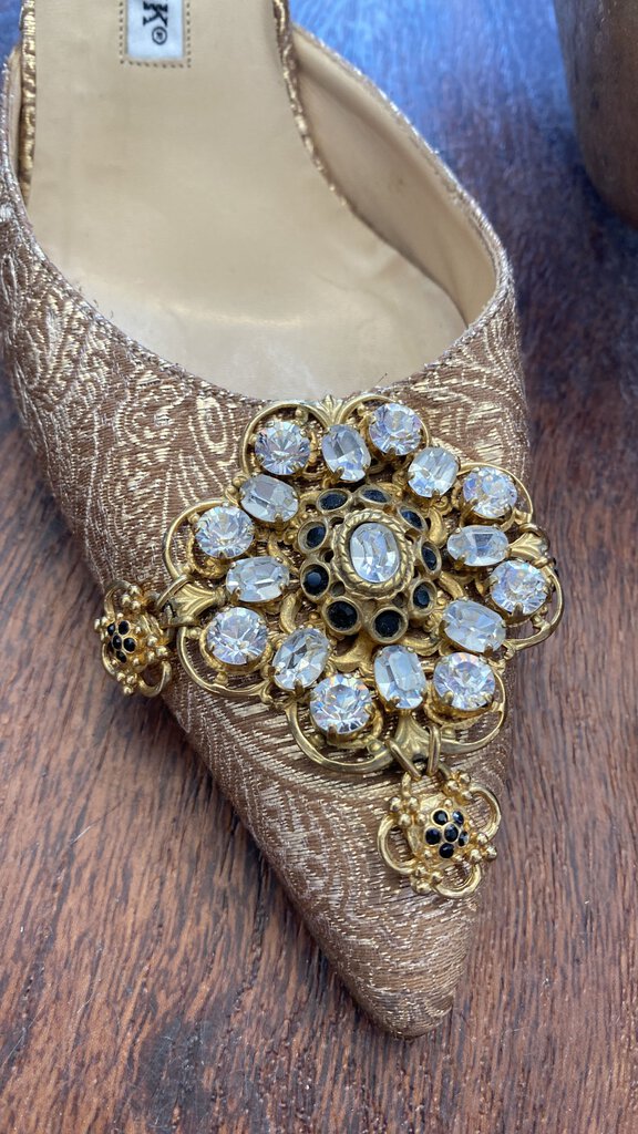 Gem Slingback Kitten Heels (size 38.5)