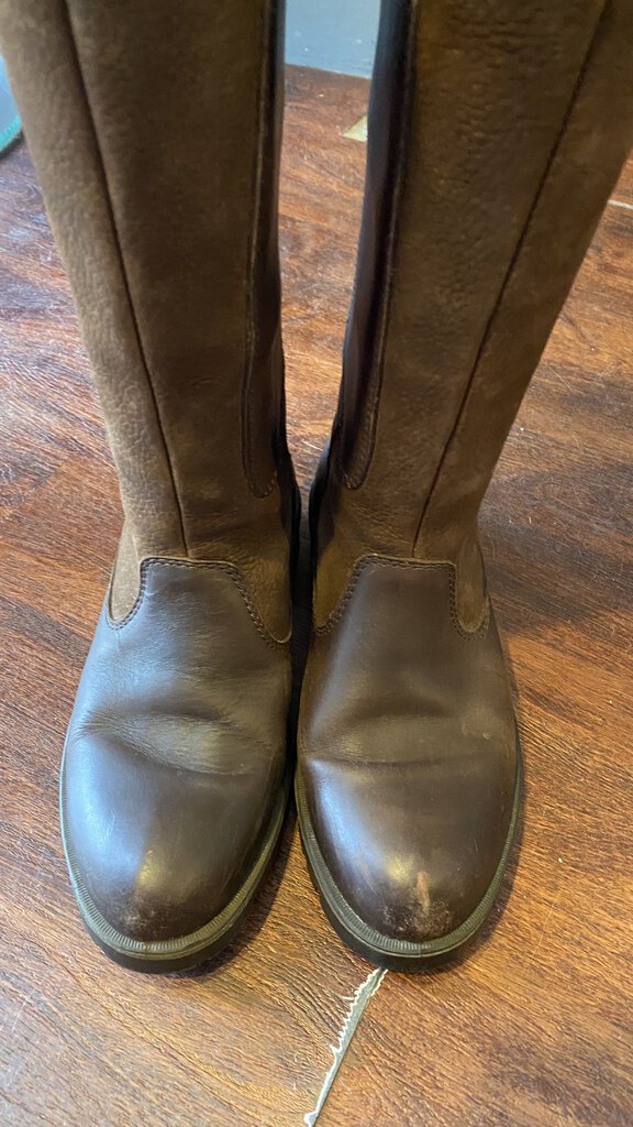 Tall Waterpoof Leather Boots (37)