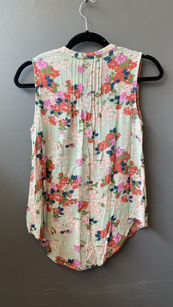 Floral Sleeveless Blouse