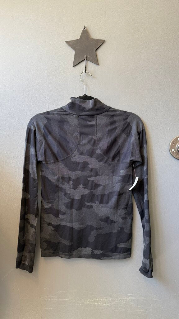 Camo 1/4 Zip Pullover
