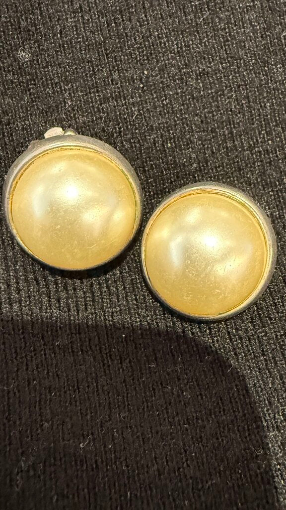 Large Pearly Clip On Earrings