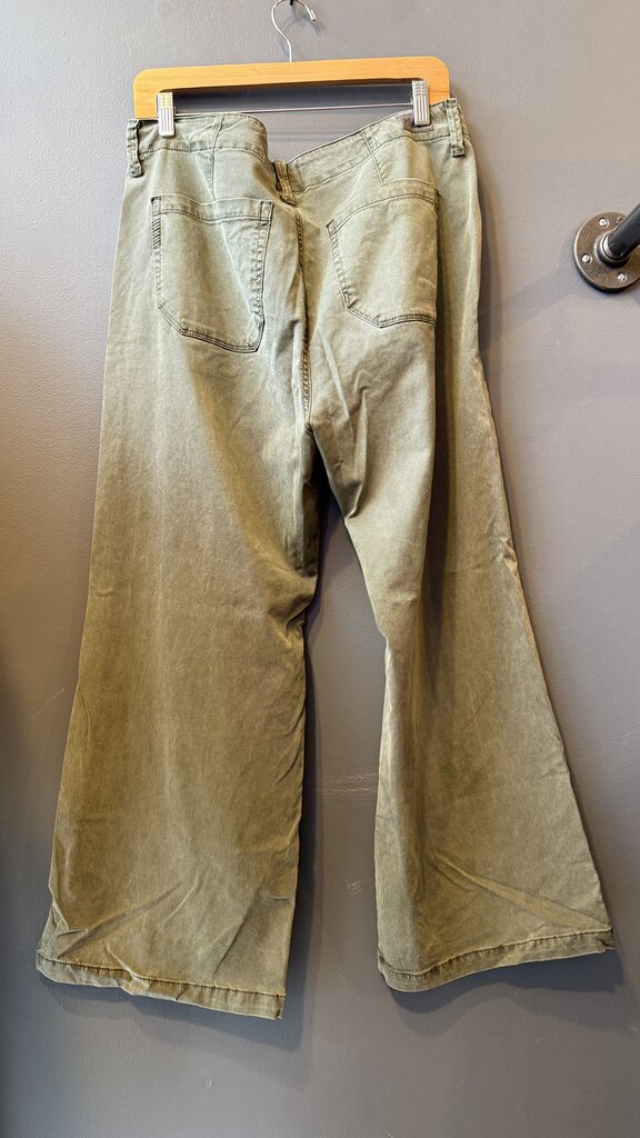 Wide Leg Chino Pants