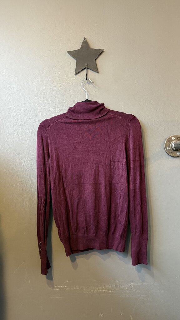 Light Stretch Turtleneck Sweater