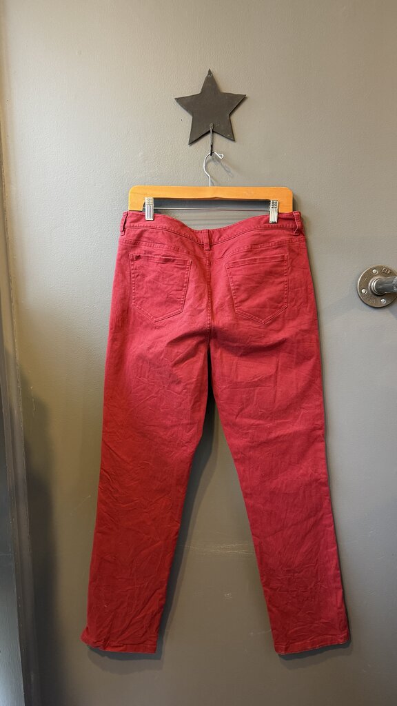 Straight Cranberry Jeans