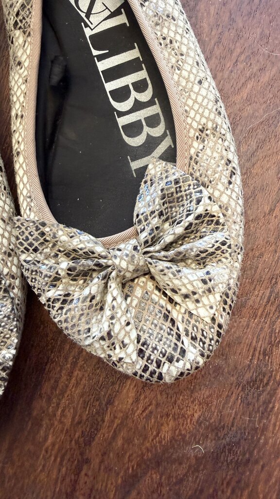 Snake Bow Ballet Flats
