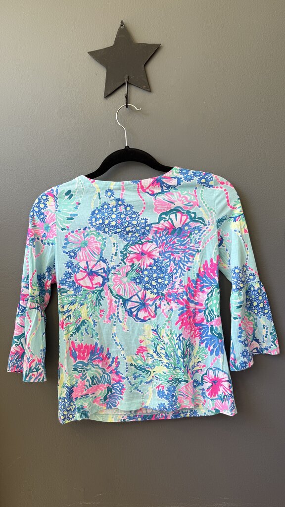 V Notch Neck 3/4 Sleeve TShirt