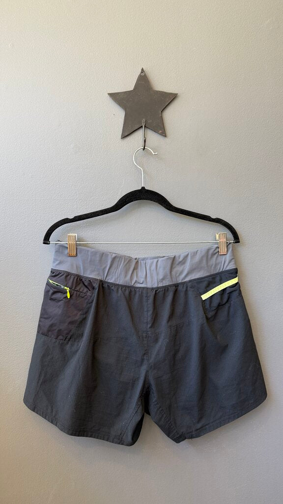 Run Happy Shorts