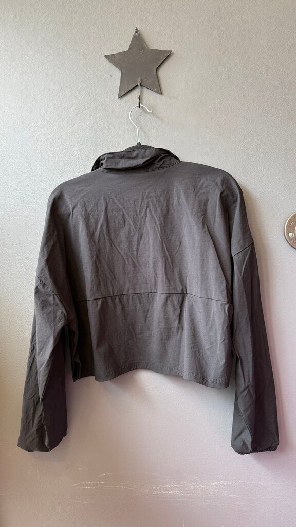 Crop 1/4 Windbreaker Pullover