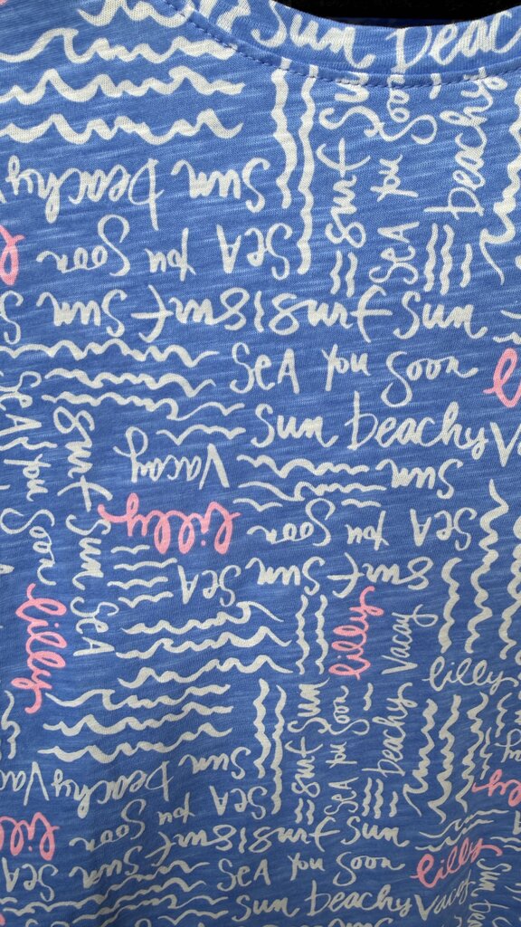 Etta Writing Scoopneck TShirt