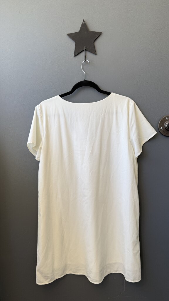 Swing Vneck Shift Dress