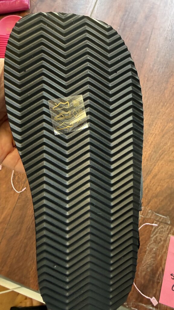 Velcro Cushion Sandals