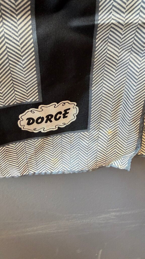 Silk Chevron Print Thin Scarf