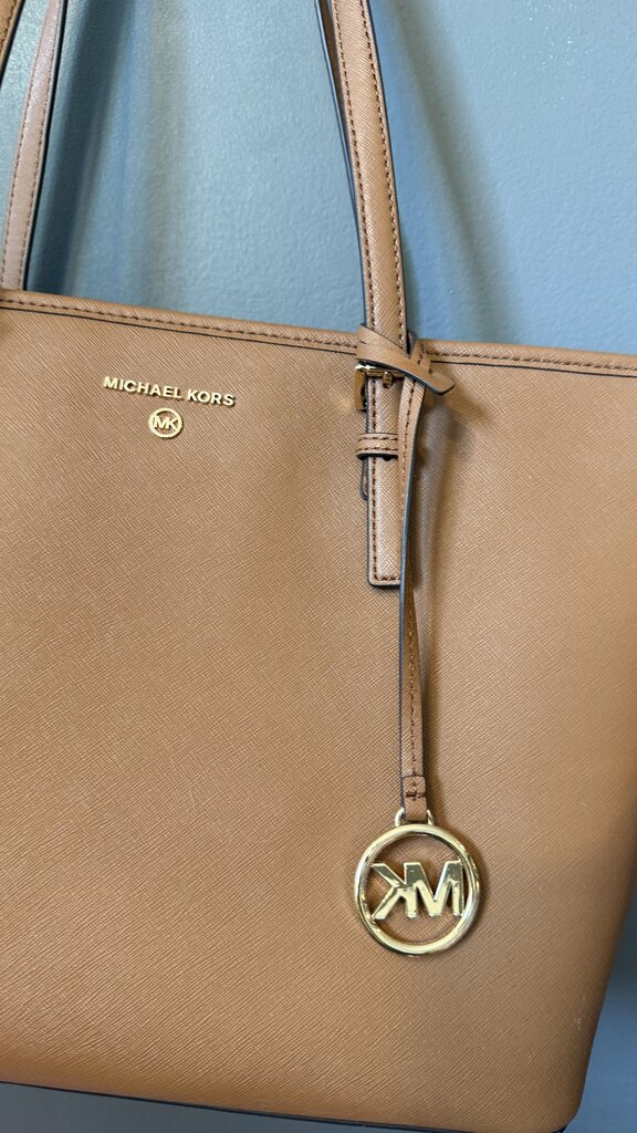 Saffiano Large Zipper Tote Bag