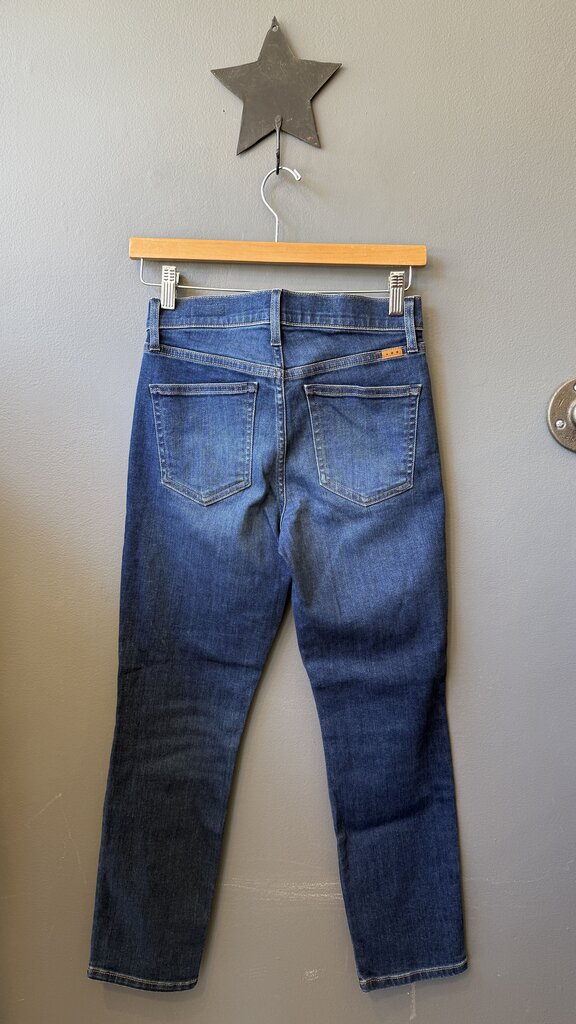 Short The Stir Slim Jeans