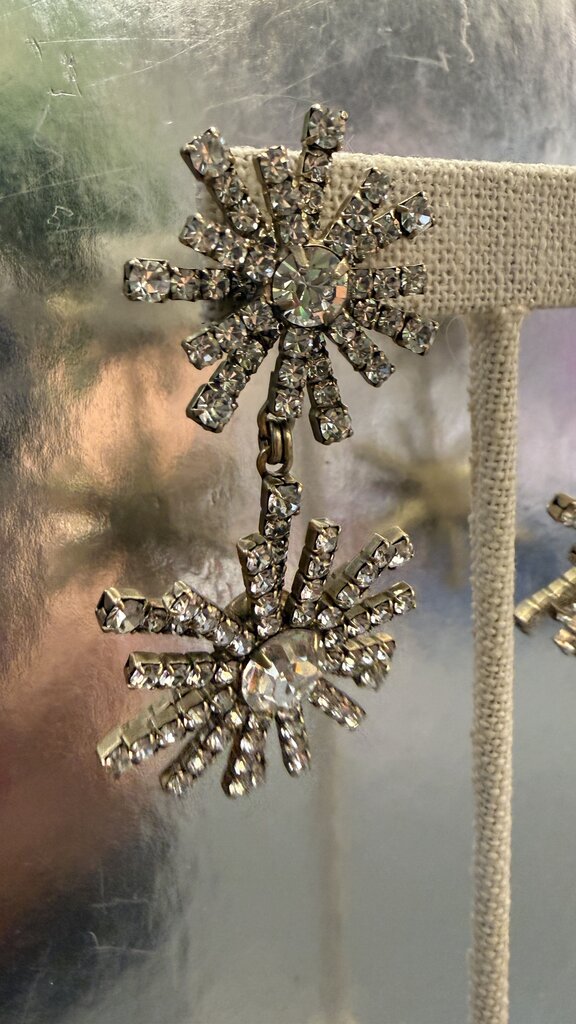 LorenHope Firework Rhinestone Stud Earrings