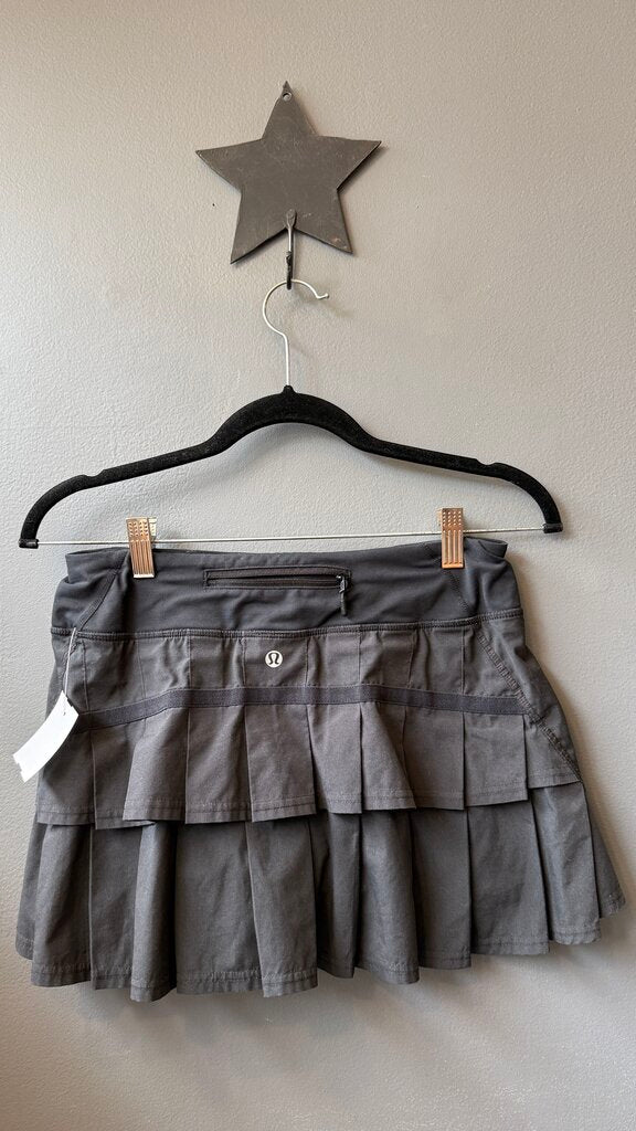 Pleat Back Skort