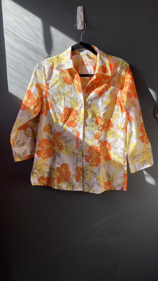 Wrinkle Free Floral Button Up