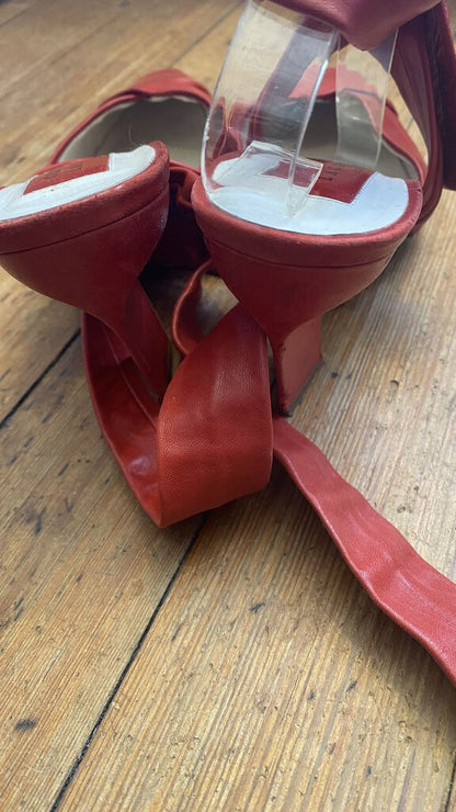 Vintage Wrap Ankle Heels (size 40)