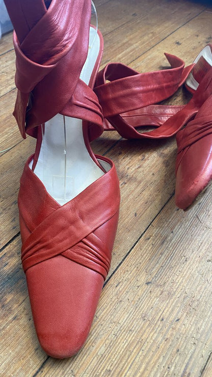 Vintage Wrap Ankle Heels (size 40)