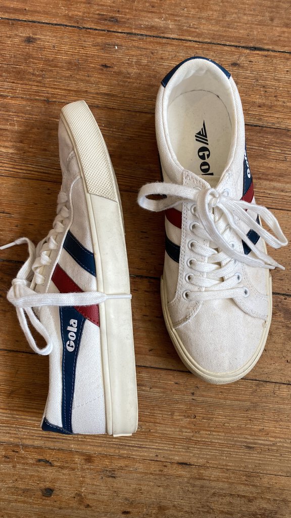 Coaster Canvas Sneakers