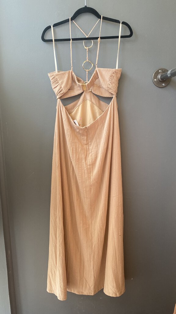 Cutout Ring Maxi Dress