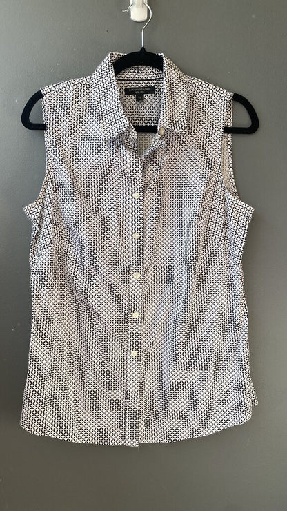 Non Iron Sleeveless Button Up