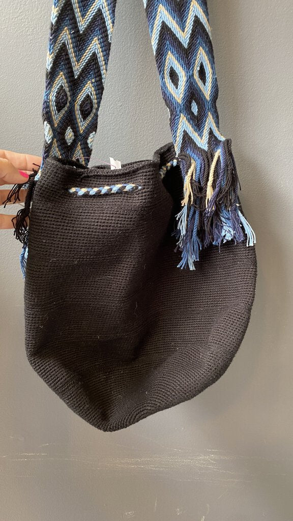 Woven Bucket Crossbody Bag