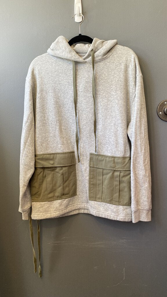 Cargo Pocket Hoodie Sweatshrit