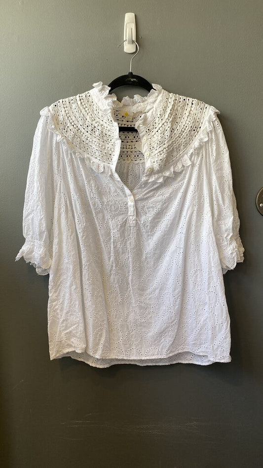 Eyelet Lace Short Puff Sleeve Blouse