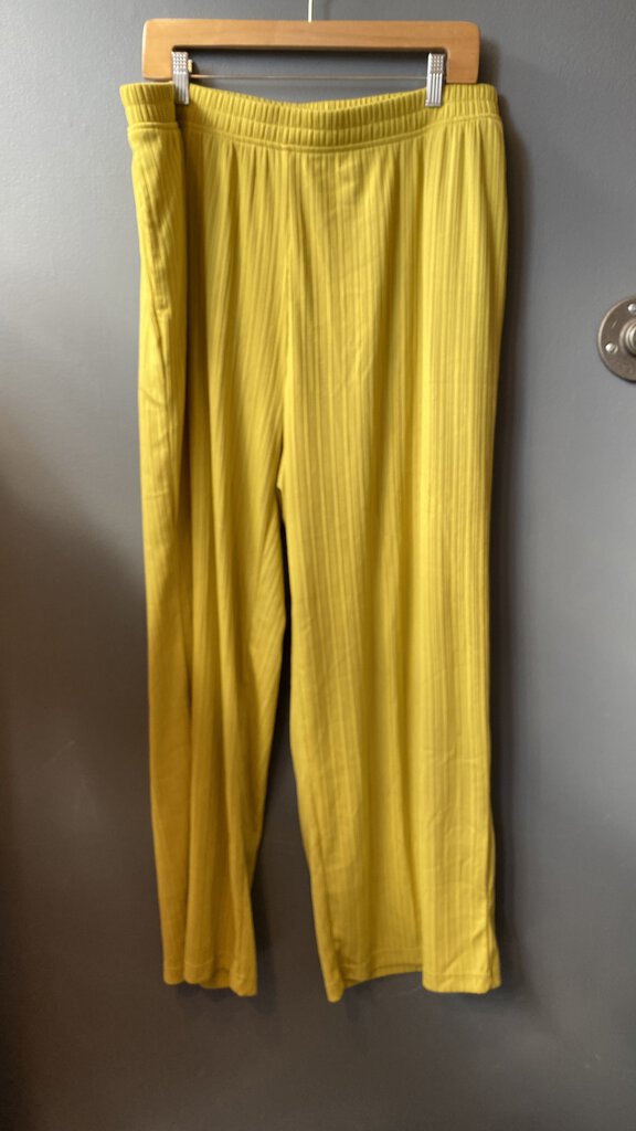 Micro Pleat Wide Leg Pants