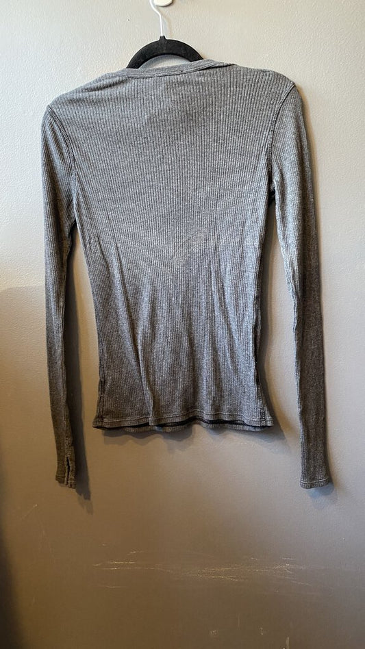 Ribbed Longsleeve Tee (2)