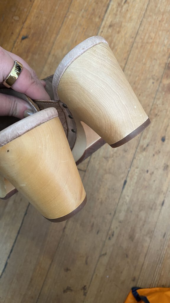 Whipstitch Shearling Toe Clogs