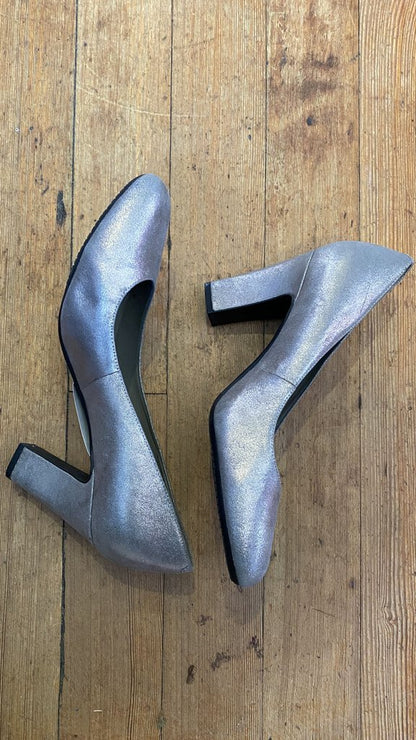 Metallic Round Toe Block Heels