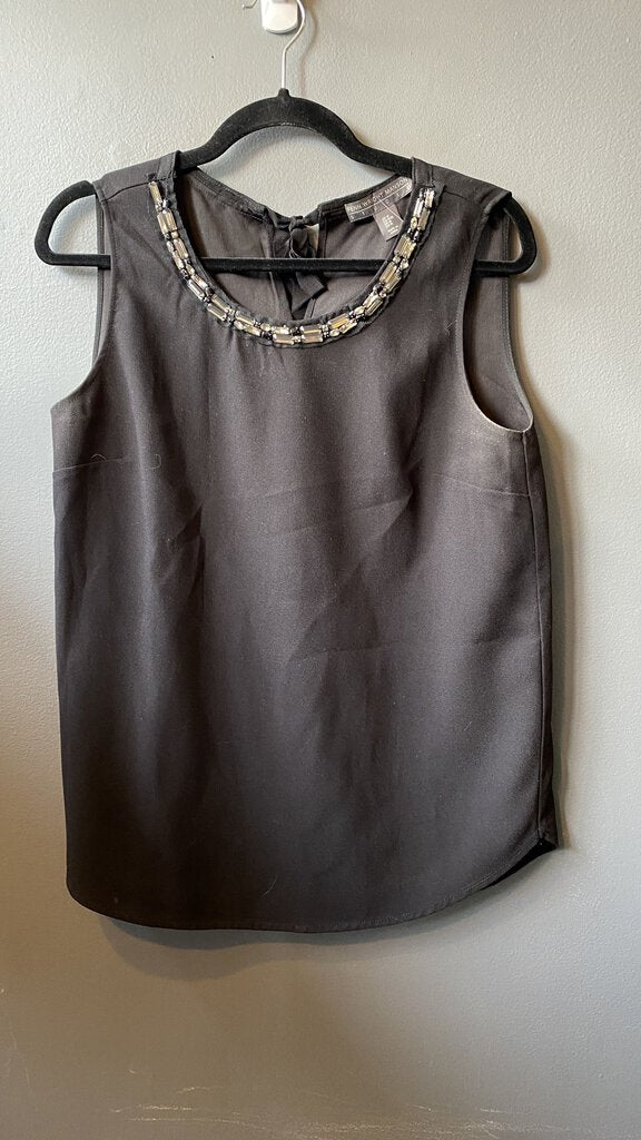 Jewel Neckline Sleeveless Blouse