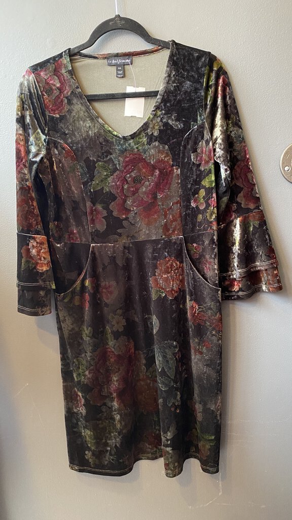 Velvet Floral Shift Dress