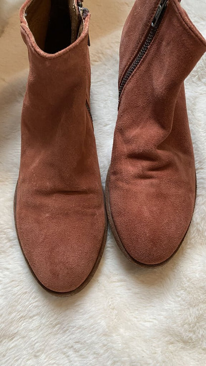 Carson Piping Suede Booties