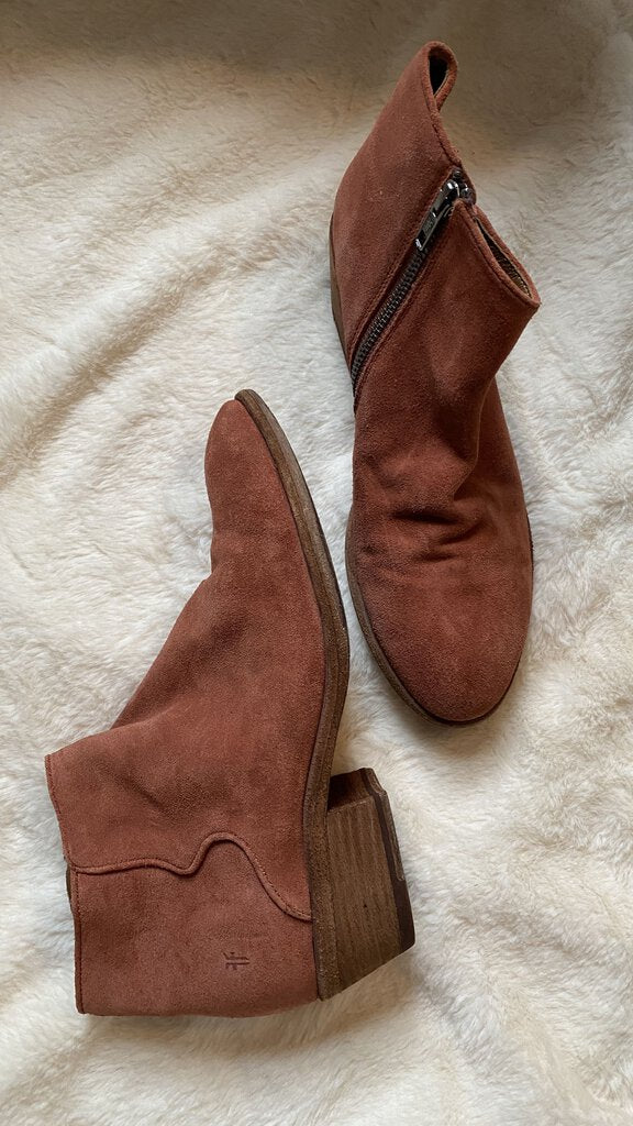 Carson Piping Suede Booties