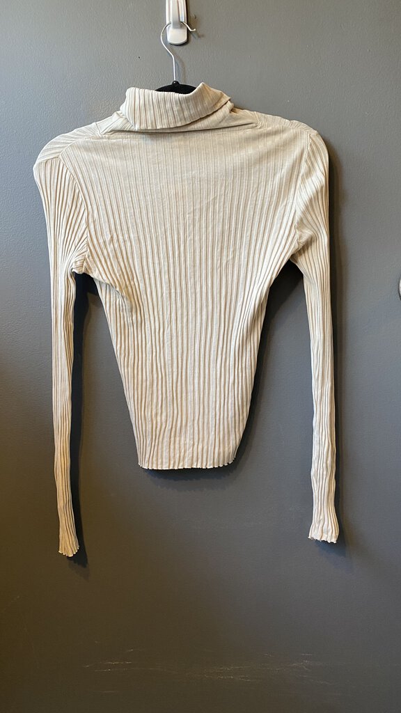 Ribbed Tissue Turtleneck