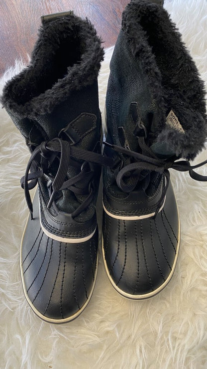 Short Snow Boots