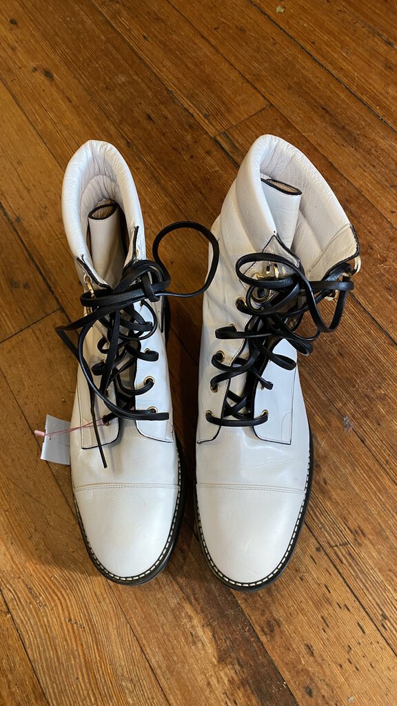 White Lace Up Booties (as is)