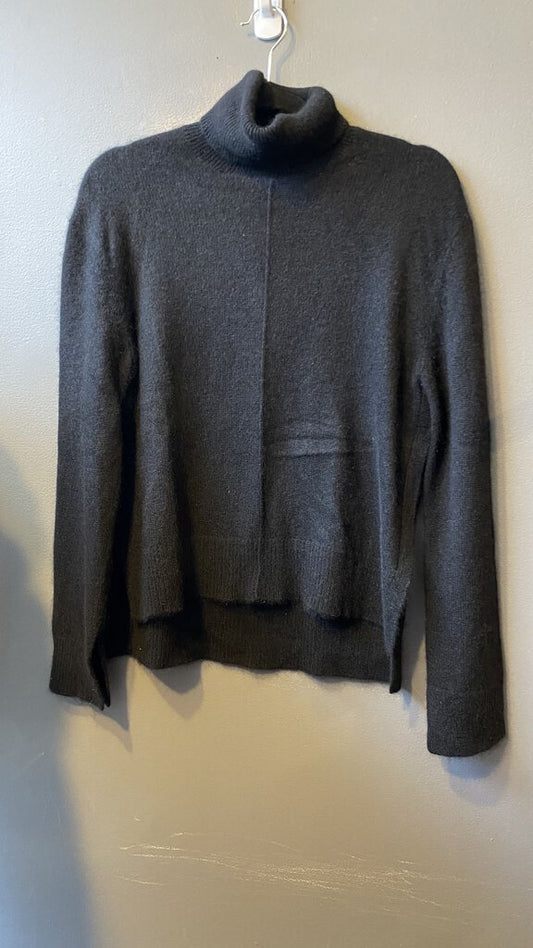 Cashmere Boxy Turtleneck