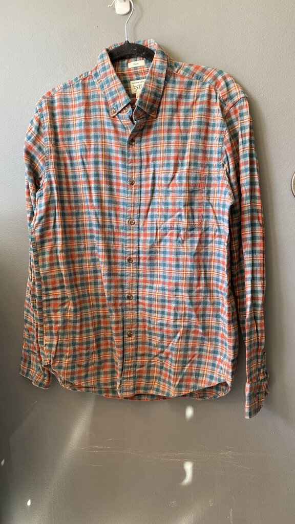 Slim Plaid Flannel Button Down