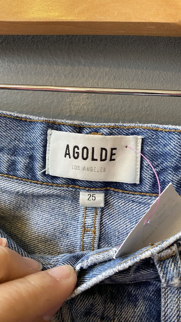 90s Distressed Jeans