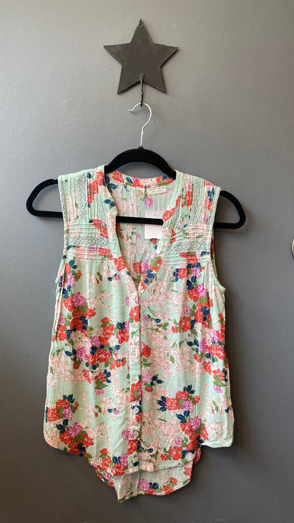Floral Sleeveless Blouse