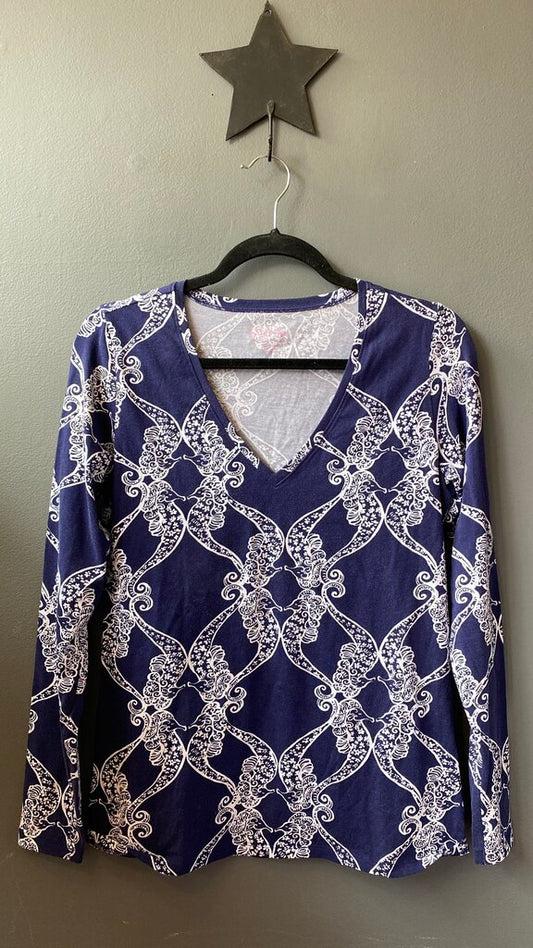 Seahorse Print Vneck Longsleeve Tee