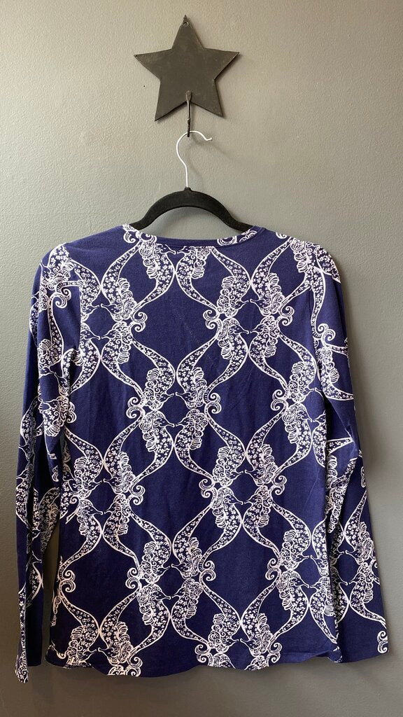 Seahorse Print Vneck Longsleeve Tee