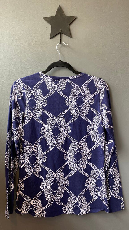 Seahorse Print Vneck Longsleeve Tee