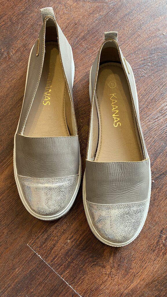 Cap Toe Slip On Sneakers