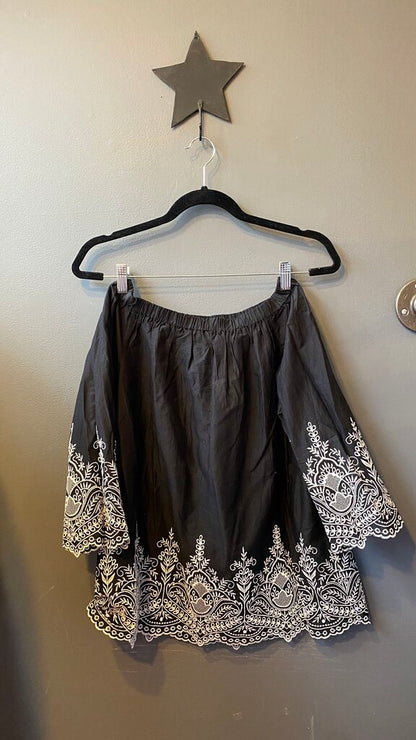 Embroidered Off the Shoulder Top